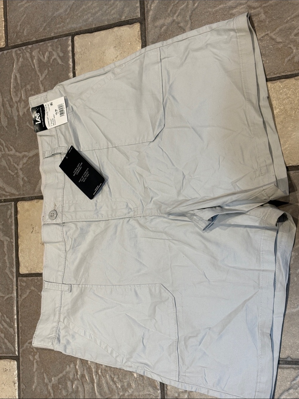 New Lee shorts womenās 18 lt gray